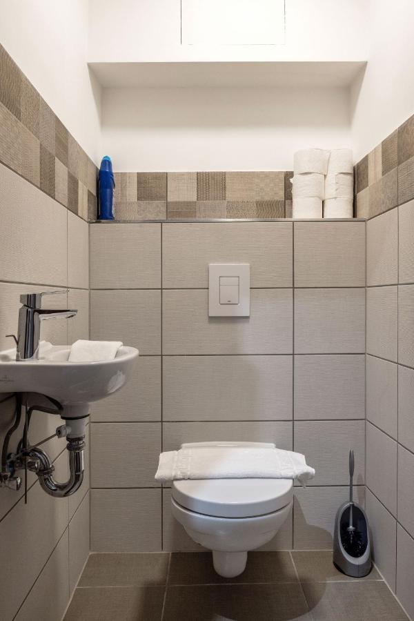 Walnut Tree Apartment بودابست المظهر الخارجي الصورة